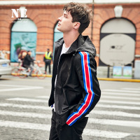 伯爵卓尔男夹克青年2018春季新款连帽黑色条纹短款外套潮流男夹克