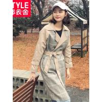 韩都衣舍2018冬装新款韩版女装宽松中长款拼接格子风衣DL12068喆