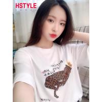 韩都衣舍2019韩版女装夏装新款宽松圆领上衣豹纹短袖T恤OM90247婏