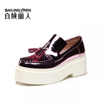 白领丽人新款时尚TPU羊皮里垫厚底套脚流苏日系休闲女单鞋