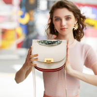 2019夏季时尚包包女新款丝巾撞色马鞍包双层简约百搭单肩斜挎包潮