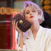 2019秋季新款巧克力方形链条包ins百搭斜挎包