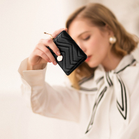 羊皮迷你钱包女式短款2019新款小众设计师ins简约网红真皮零钱包