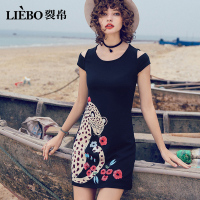 裂帛连衣裙夏新款甜美风刺绣露肩包臀短袖裙子修身显瘦