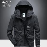 七匹狼秋装夹克男外套运动风衣带帽薄款休闲青年秋季工装上衣潮