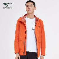 七匹狼运动连帽夹克男户外防泼水透气休闲宽松冲锋衣