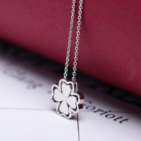 悦木之源s925银四叶草吊坠 一款三戴法