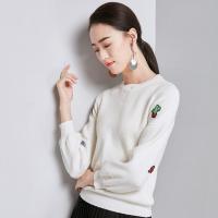 欧昵雪 打底针织衫秋冬季卡通绣花甜美圆领宽松长袖套头毛衣女q