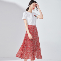 欧昵雪夏季绣花圆领短袖莫代尔棉T恤+碎花雪纺半身裙套装两件套女