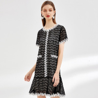欧昵雪夏季花边圆领短袖钩花蕾丝连衣裙女荷叶边鱼尾裙