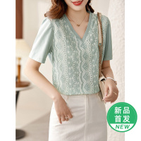 OUNIXUE欧昵雪 | [时尚V领针织短袖]夏季减龄风蕾丝拼接上衣小众套头T恤女