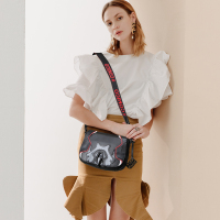 COMICO高美高女款黑色青春律动单肩斜挎包C5954