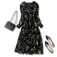 汤尼保罗复古V领碎花雪纺连衣裙