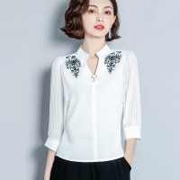 汤尼保罗优雅刺绣V领衬衫