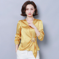 汤尼保罗气质珍珠扣饰V领衬衫