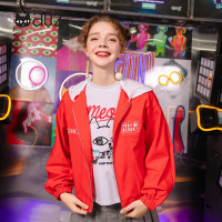 a02新款2020时尚潮流撞色拼接宽松拼接连帽夹克外套女DTV1A1251JK