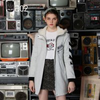 a02商场同款2020时尚卡通印花撞色加绒连帽中长外套女D1V1A0151KC