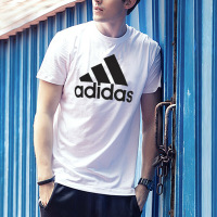阿迪达斯男装春季运动休闲透气圆领短袖T恤-CD4863