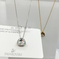 SWAROVSKI施华洛世奇 Brief三角水晶项链坠锁骨链多色可选 人造水晶 送恋人 女士