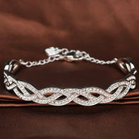 SWAROVSKI施华洛世奇 时尚镂空黑天鹅水晶开口手镯 女士 人造水晶 送恋人5289535