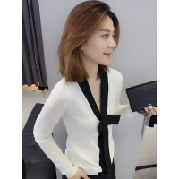 BOBOWALTZ欧洲站春夏装女2019新款欧货修身V领心机打底衫白色长袖T恤上衣B181k00551p1010