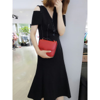 梵莉思欧洲站2019夏新款女装欧货V领漏肩鱼尾超火性感气质收腰连衣裙F182n01998p0130