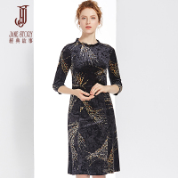 经典故事秋季复古丝绒印花连衣裙修身七分袖A字裙