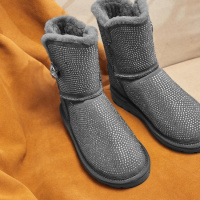 Tiauny 冬季真皮套筒女靴子时尚百搭加厚纯羊毛平底雪地靴W33