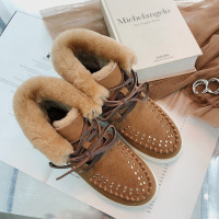 Tiauny 雪地靴女2018冬季新款纯羊毛短筒靴前系带铆钉牛反绒平底甜美棉靴D18