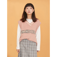 森宿春装2018文艺chic字母提花V领粉色背心式毛衣女-A8102002