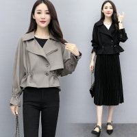 【秀衣记】2019年秋季POLO领长袖百搭喇叭袖短款风衣短外套女式