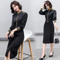 【秀衣记】2020年秋季百搭气质休闲时尚刺绣两件套套裙