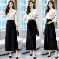 【铂瑟】2020秋季新款时尚气质翻领花朵上衣两件套套装