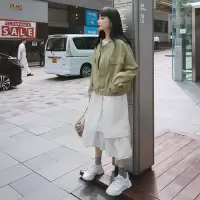 【COMEACROSS】浅绿色休闲皮衣女