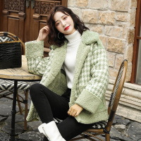 【COMEACROSS】皮毛一体颗粒绒2020冬季拼接小香风千鸟格毛呢短外套