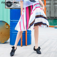 马克华菲女装2018年夏季新品彩色条纹百褶裙中裙