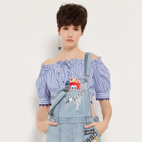 马克华菲女装夏季新品小清新一字肩上衣 高腰软妹格子衬衫