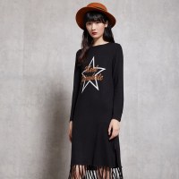 马克华菲女装针织连衣裙2019春新款长袖圆领中长款流苏裙