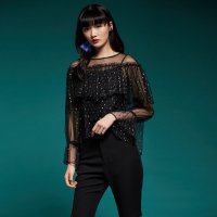 马克华菲女装2019春新银丝波点荷叶边装饰喇叭袖雪纺衫