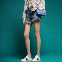 马克华菲女装2020春新热辣磨边破洞青秋高腰牛仔短裤