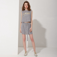 马克华菲女装黑白条纹马甲女两件短裤套装2019夏无袖短款外套背心