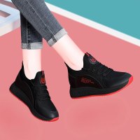 莱卡金顿LAIKAJINDUN内增高运动鞋女黑色软底跑步鞋秋季新款女鞋子潮鞋休闲鞋秋鞋