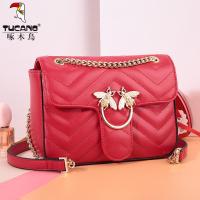 啄木鸟(TUCANO)包包韩版质感少女链条斜挎包大容量蜜蜂