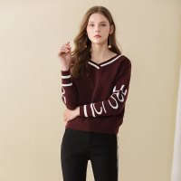 美丽衣橱V领针织衫女2018冬季新款时尚百搭字母宽松显瘦潮流上衣