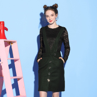 美丽衣橱小个子背带裙套装2018冬季新款时尚甜美蕾丝显瘦两件套