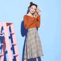 美丽衣橱时尚套装女2018冬新款圆领长袖上衣格子半身裙两件套潮