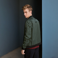 海一家旗舰店2019秋季男士字母织带装饰棒球领设计夹克