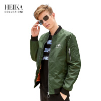 海一家2019秋季男士印花刺绣短款军风帅气棒球领夹克