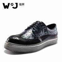 维界英伦雅痞立体花纹布洛克商务休闲鞋