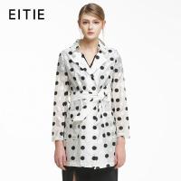 EITIE爱特爱秋冬新款复古时尚翻领波点提花风衣女